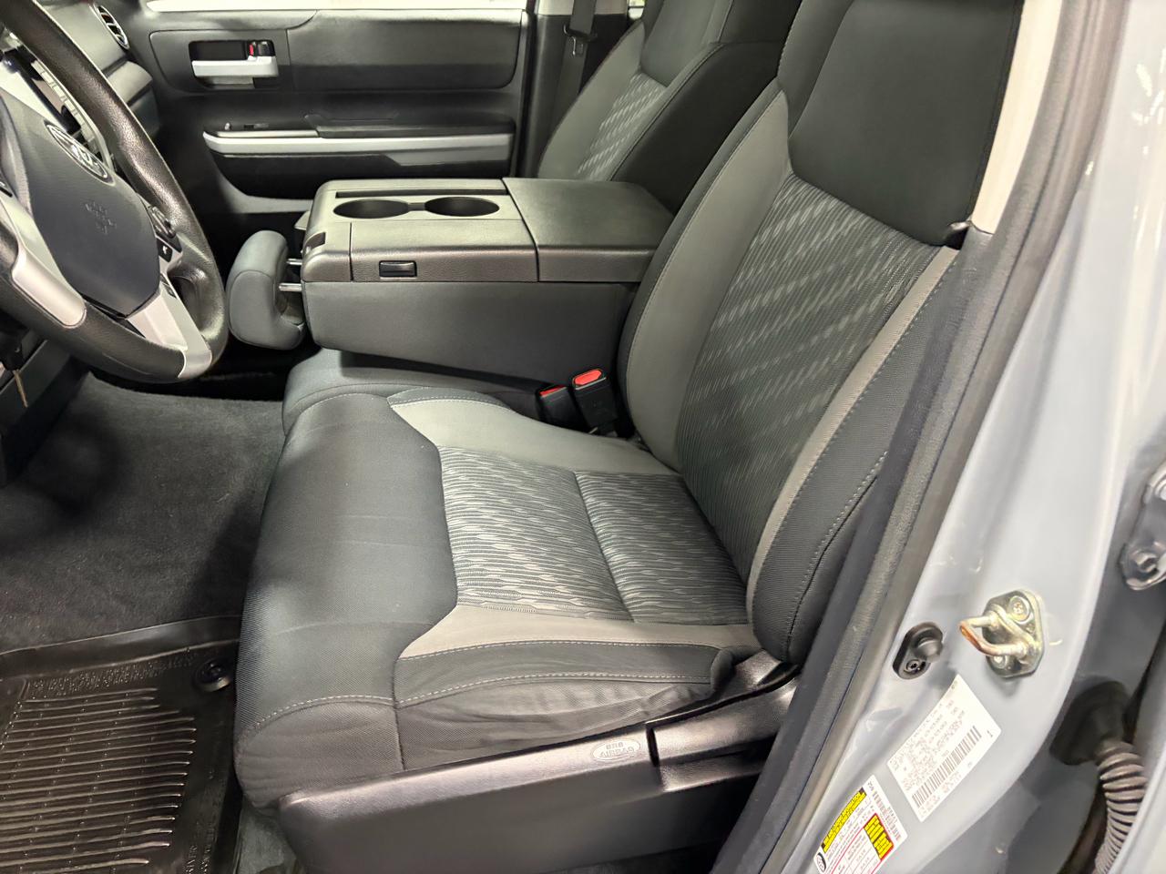 Toyota Tundra SR5 5.7L V8 CrewMax 4WD 2020