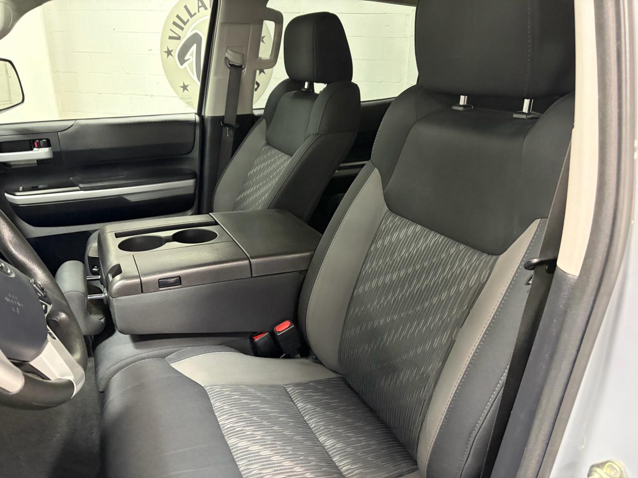 Toyota Tundra SR5 5.7L V8 CrewMax 4WD 2020
