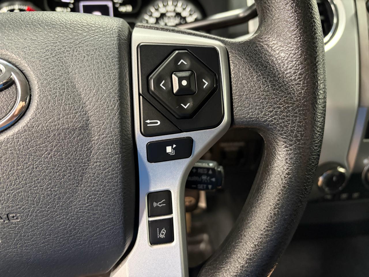 Toyota Tundra SR5 5.7L V8 CrewMax 4WD 2020