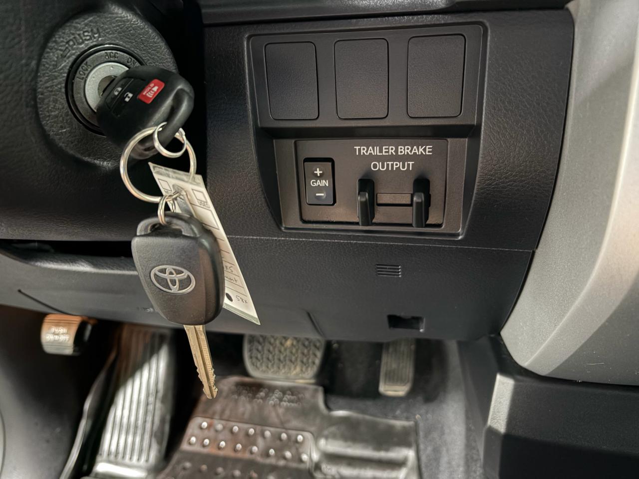 Toyota Tundra SR5 5.7L V8 CrewMax 4WD 2020