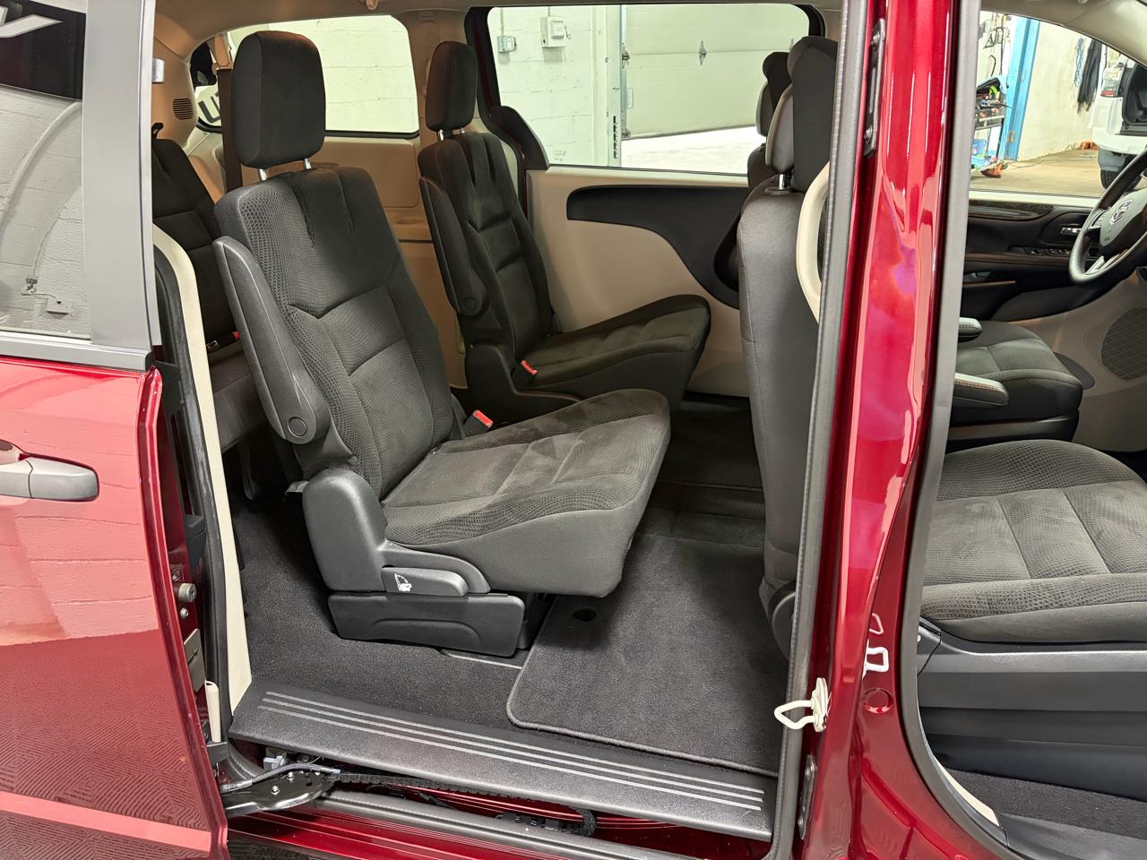 Dodge Grand Caravan SE 2019