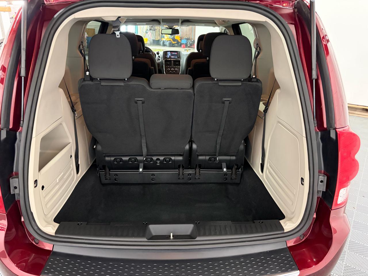 Dodge Grand Caravan SE 2019