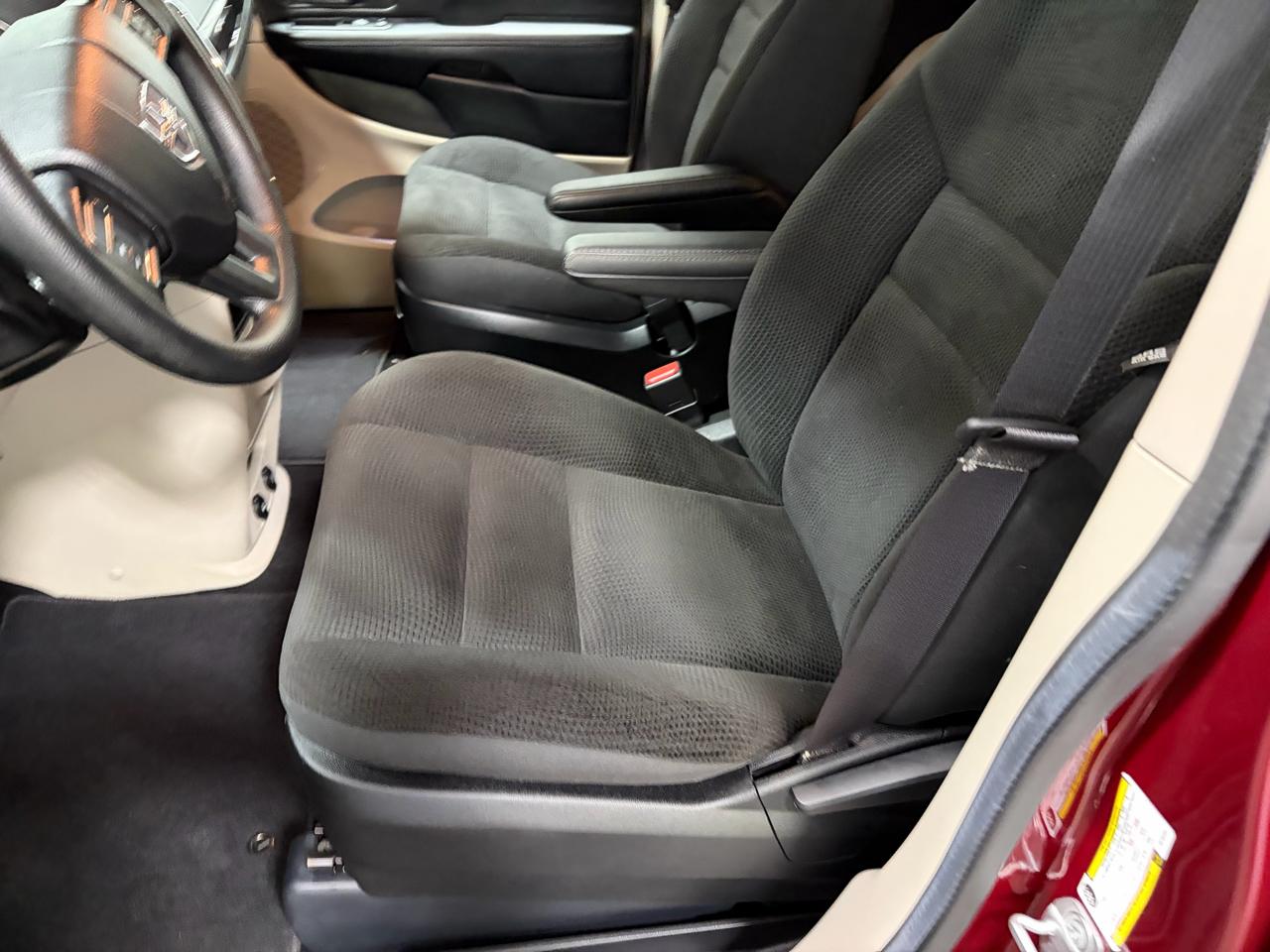 Dodge Grand Caravan SE 2019