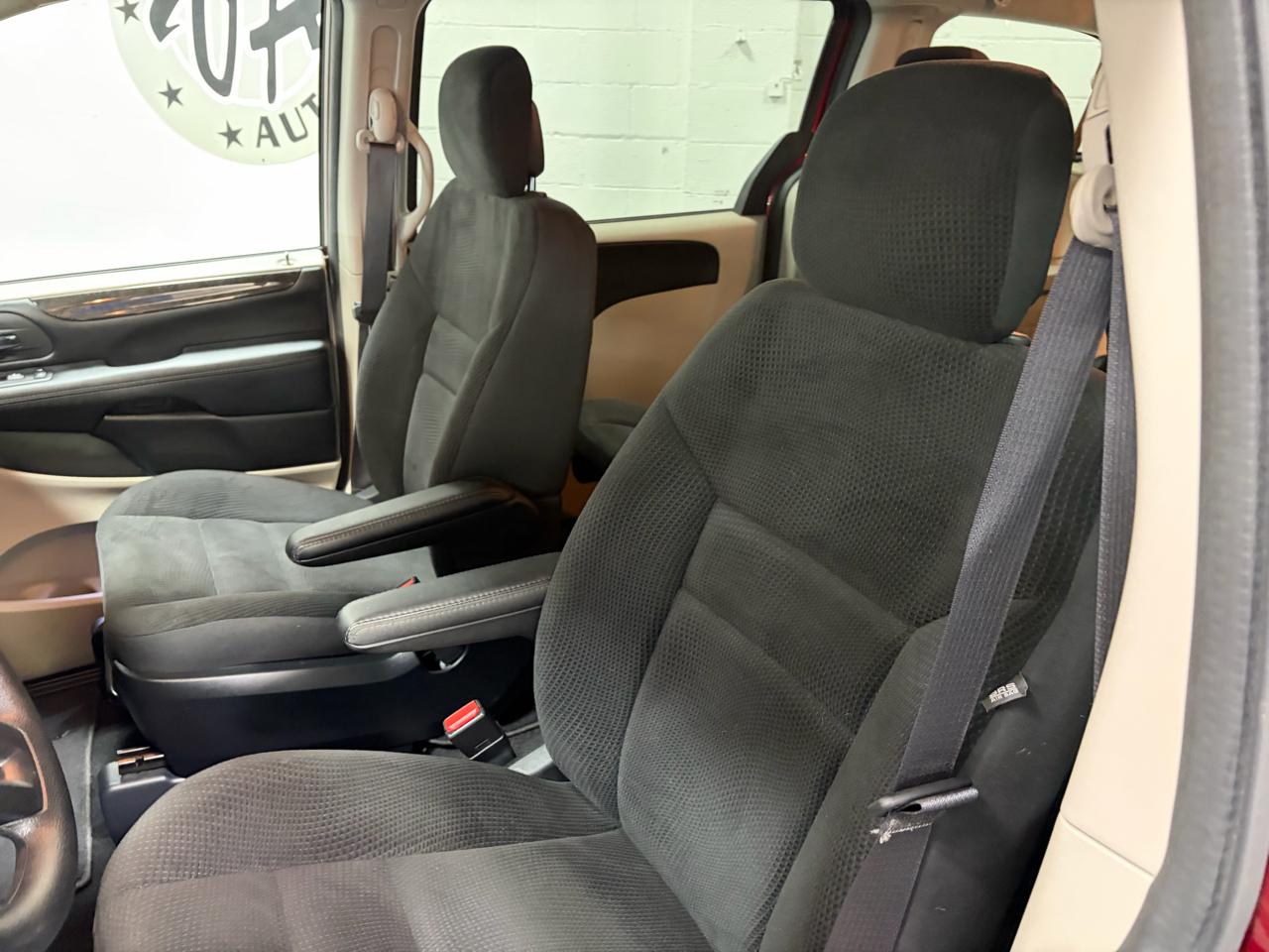 Dodge Grand Caravan SE 2019