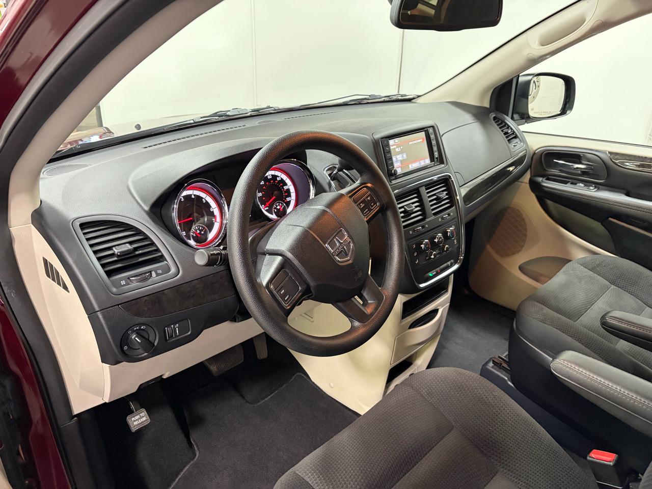 Dodge Grand Caravan SE 2019
