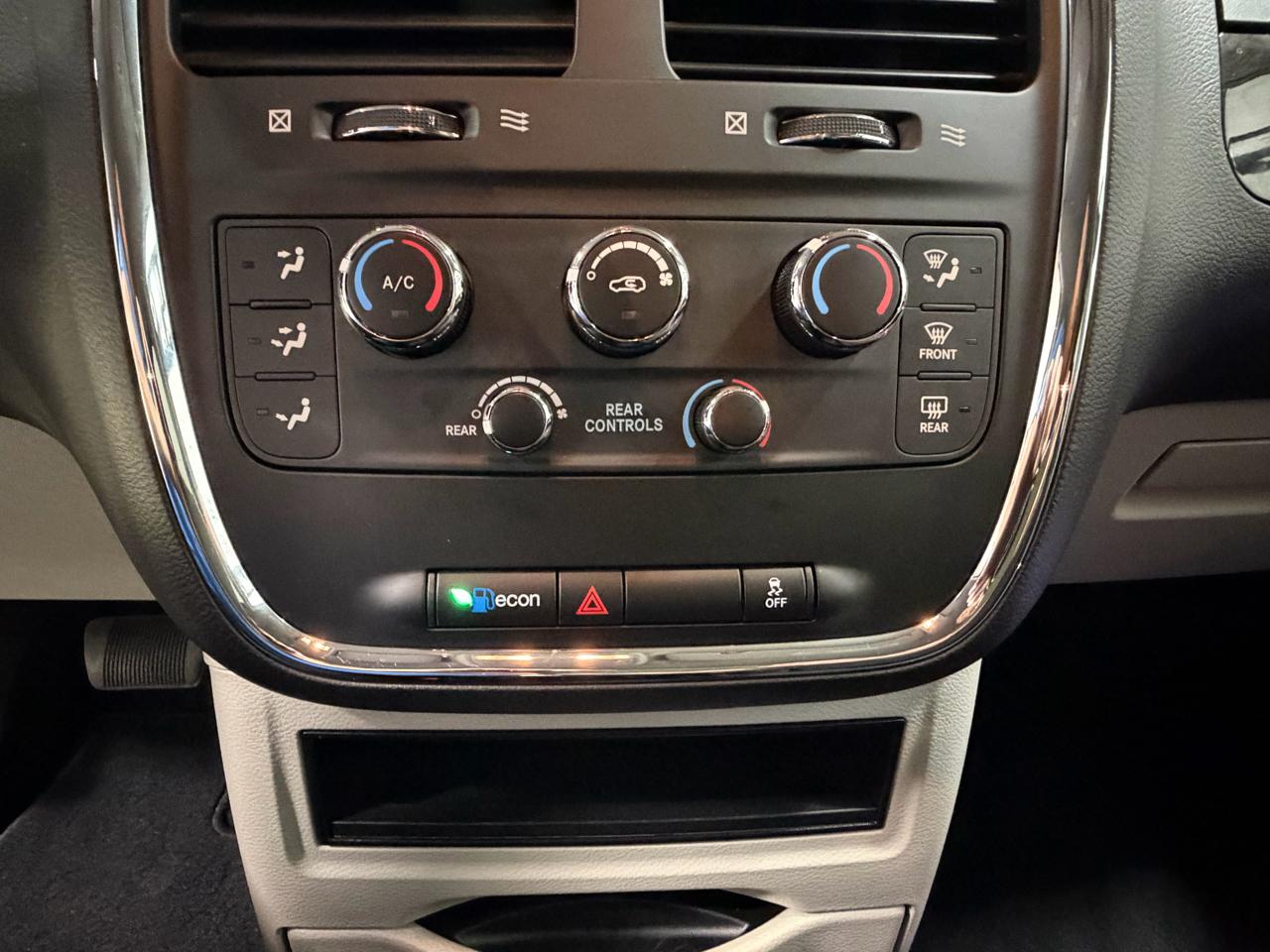 Dodge Grand Caravan SE 2019