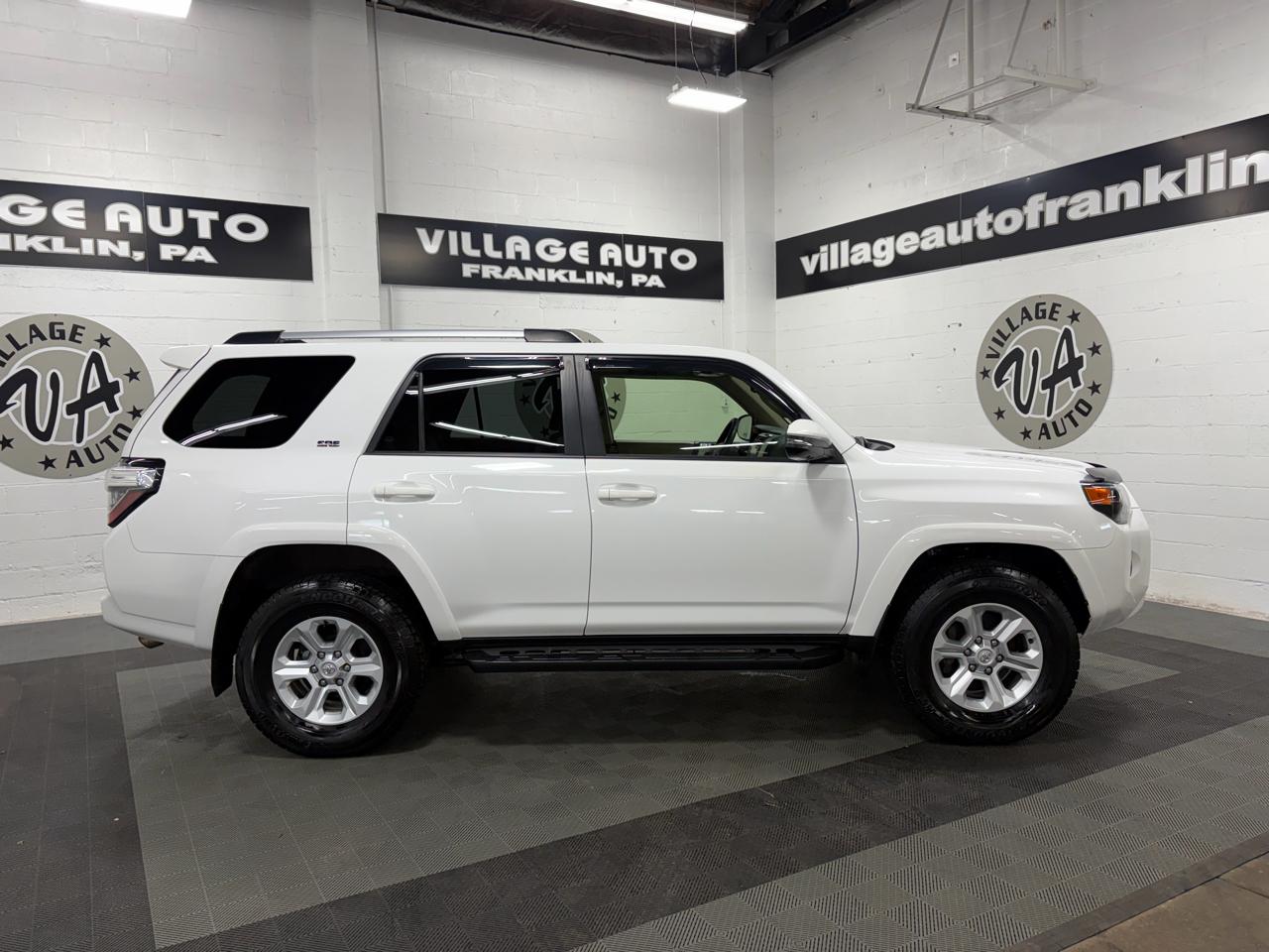Toyota 4Runner SR5 Premium 4WD 2022