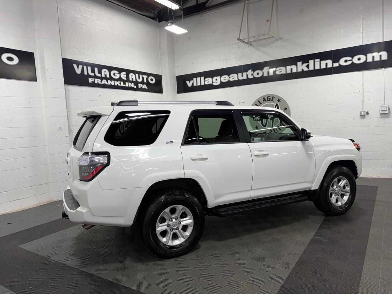 Toyota 4Runner SR5 Premium 4WD 2022