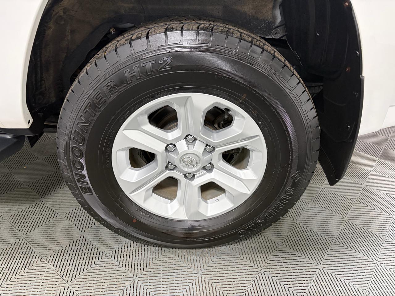 Toyota 4Runner SR5 Premium 4WD 2022
