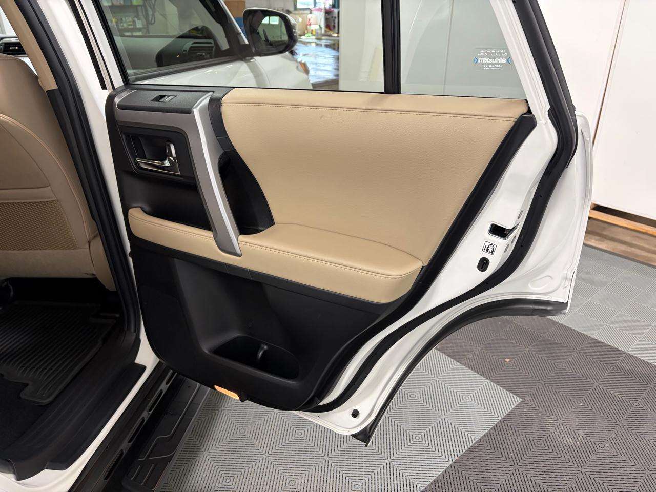 Toyota 4Runner SR5 Premium 4WD 2022