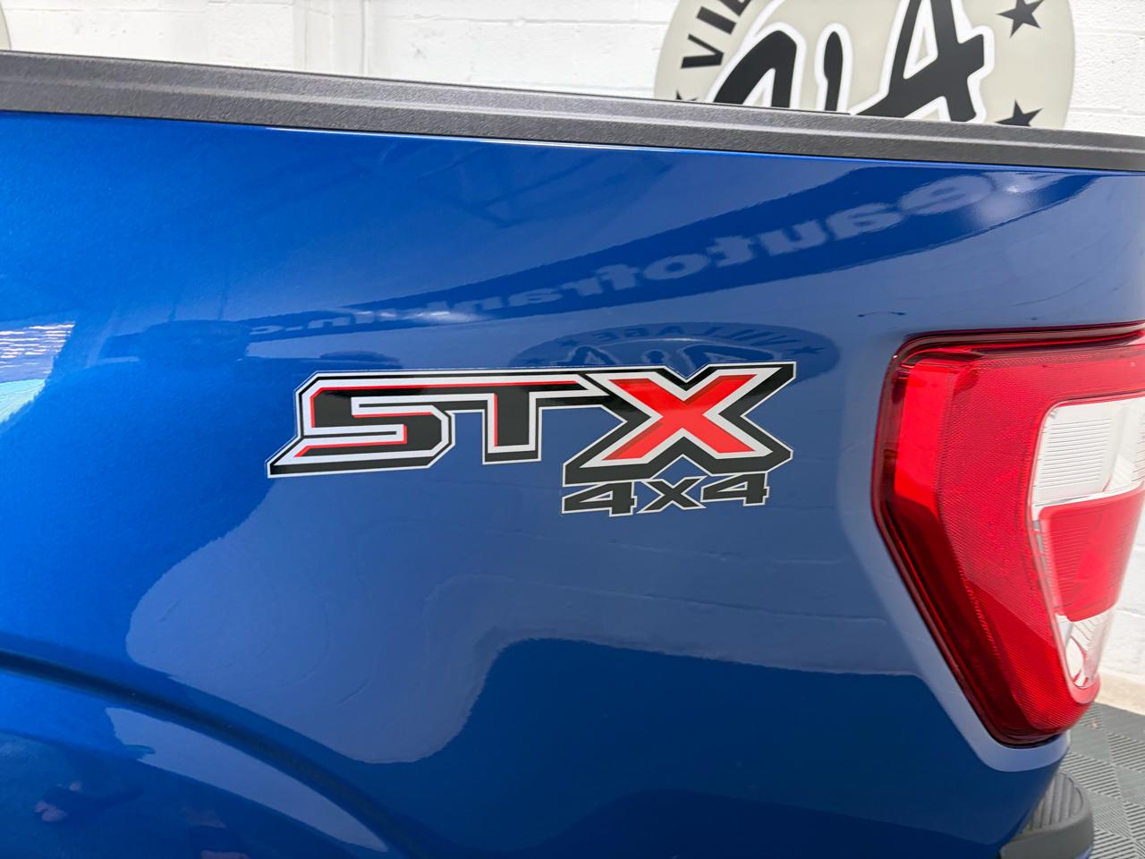 Ford F-150 STX SuperCab 6.5-ft. Bed 4WD 2023