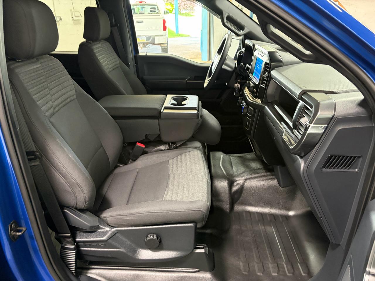 Ford F-150 STX SuperCab 6.5-ft. Bed 4WD 2023