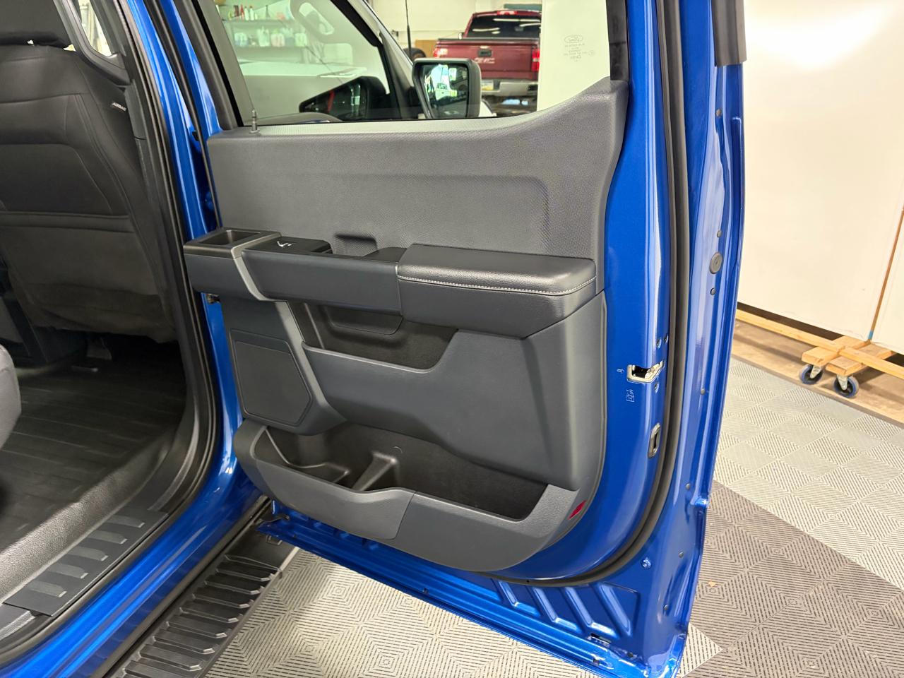 Ford F-150 STX SuperCab 6.5-ft. Bed 4WD 2023