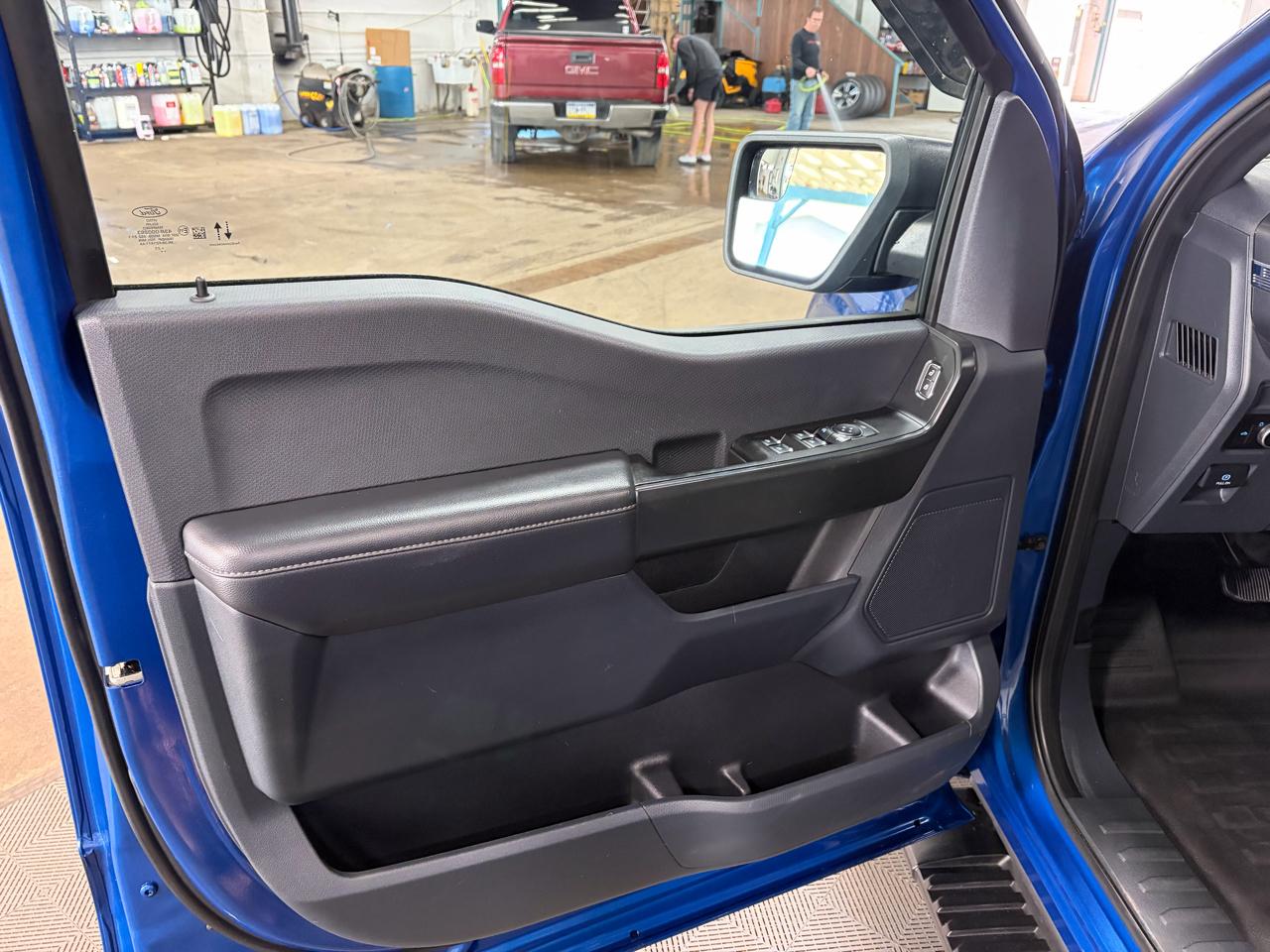 Ford F-150 STX SuperCab 6.5-ft. Bed 4WD 2023