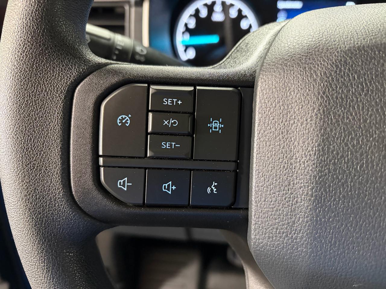 Ford F-150 STX SuperCab 6.5-ft. Bed 4WD 2023