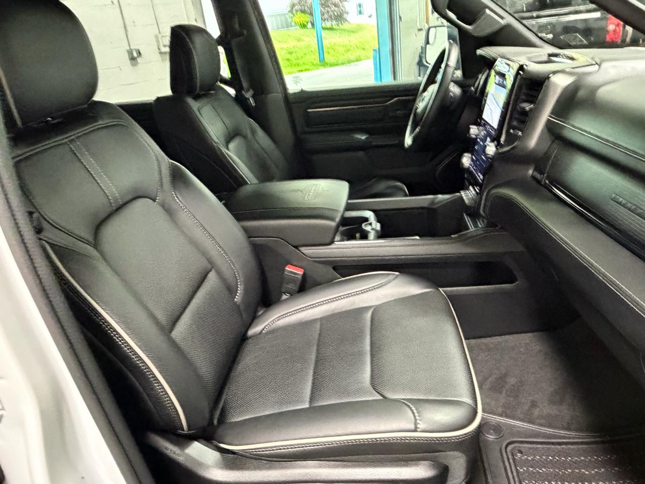 RAM 1500 Limited Crew Cab SWB 4WD 2023