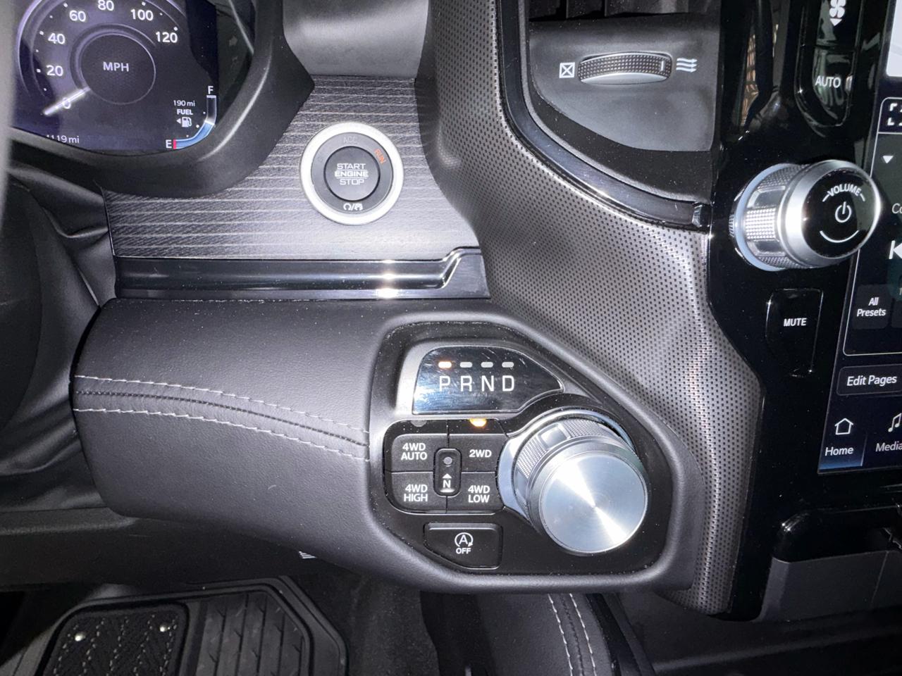 RAM 1500 Limited Crew Cab SWB 4WD 2023