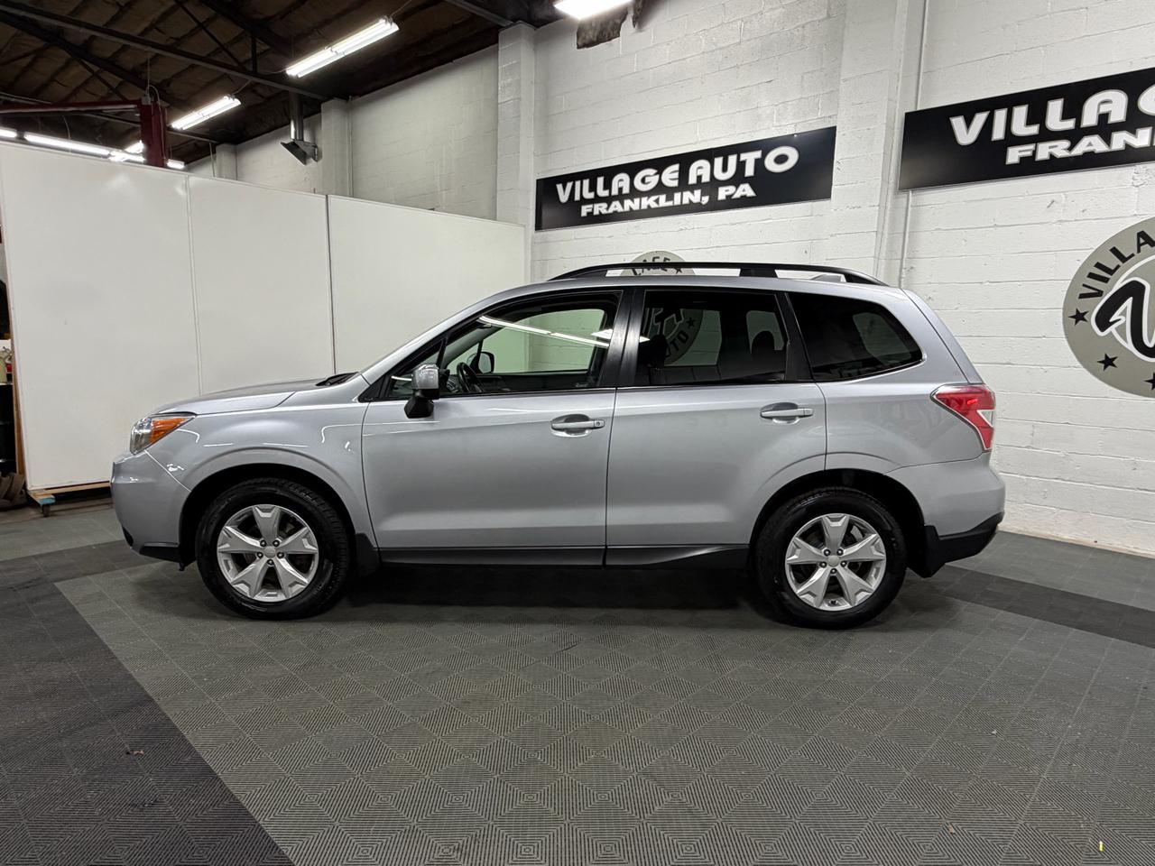 Subaru Forester 2.5i Premium PZEV CVT 2016