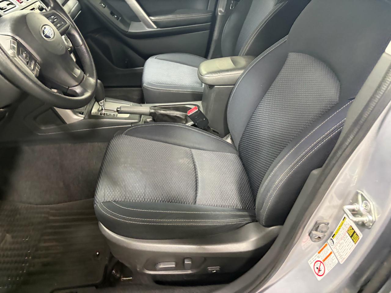 Subaru Forester 2.5i Premium PZEV CVT 2016
