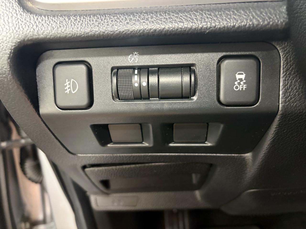 Subaru Forester 2.5i Premium PZEV CVT 2016