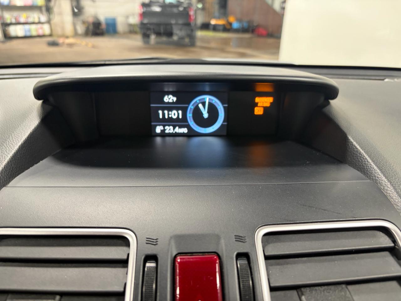 Subaru Forester 2.5i Premium PZEV CVT 2016