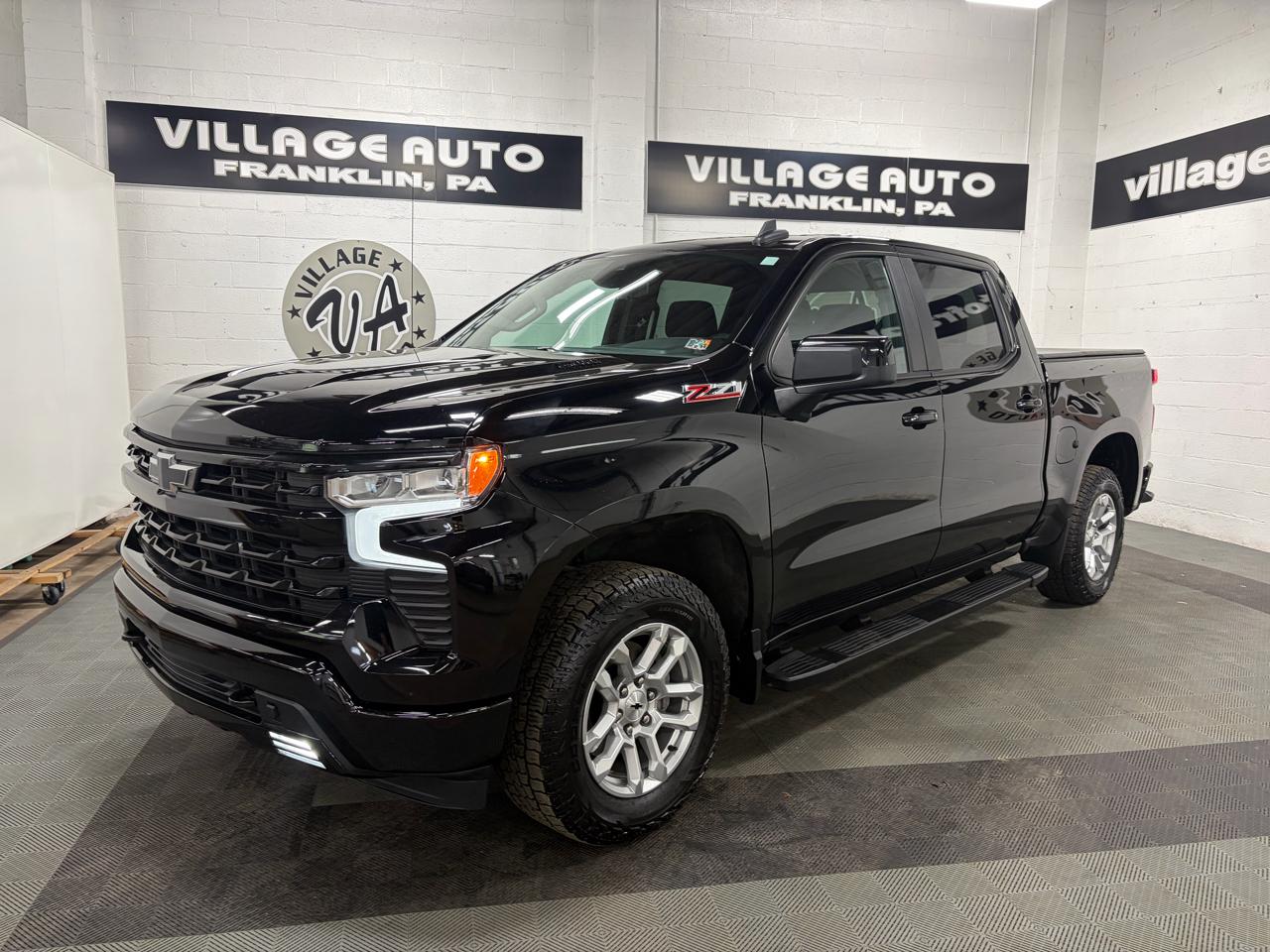 Chevrolet Silverado 1500 RST Crew Cab 4WD 2022