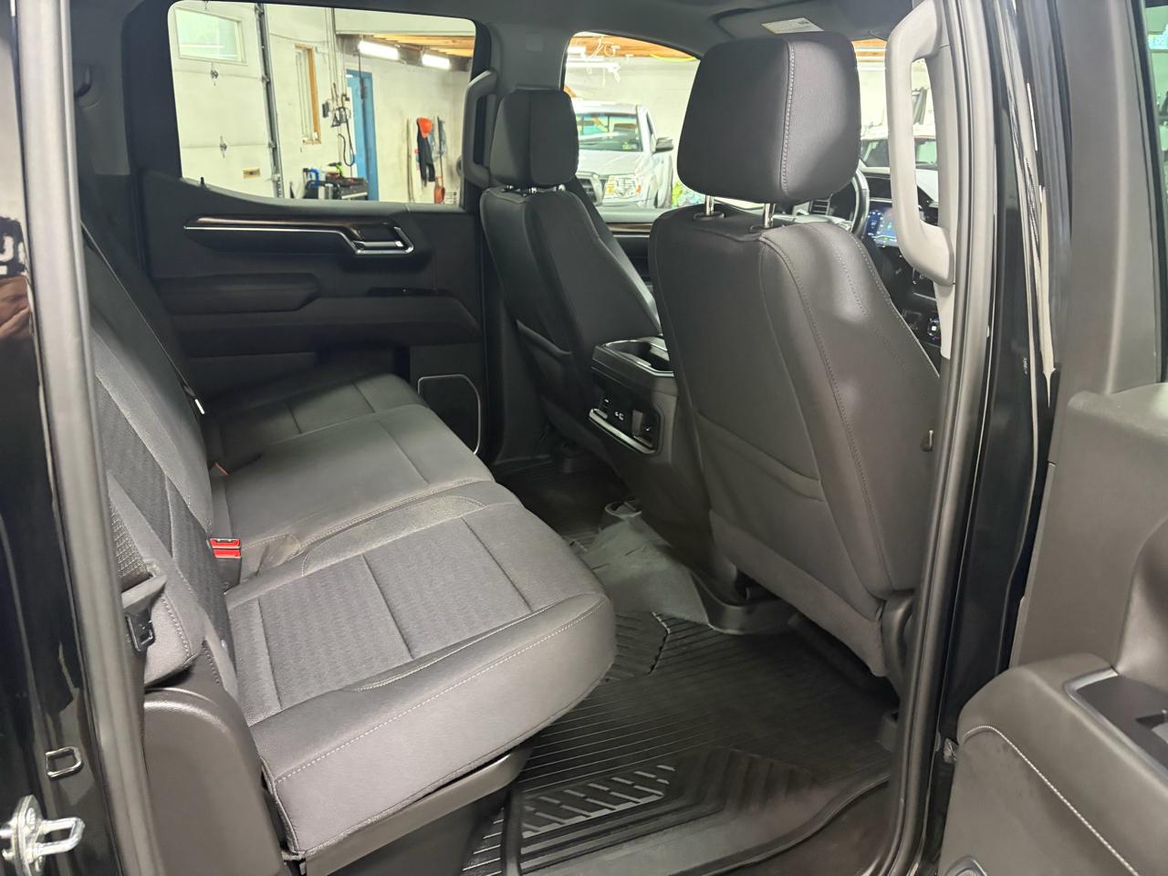 Chevrolet Silverado 1500 RST Crew Cab 4WD 2022