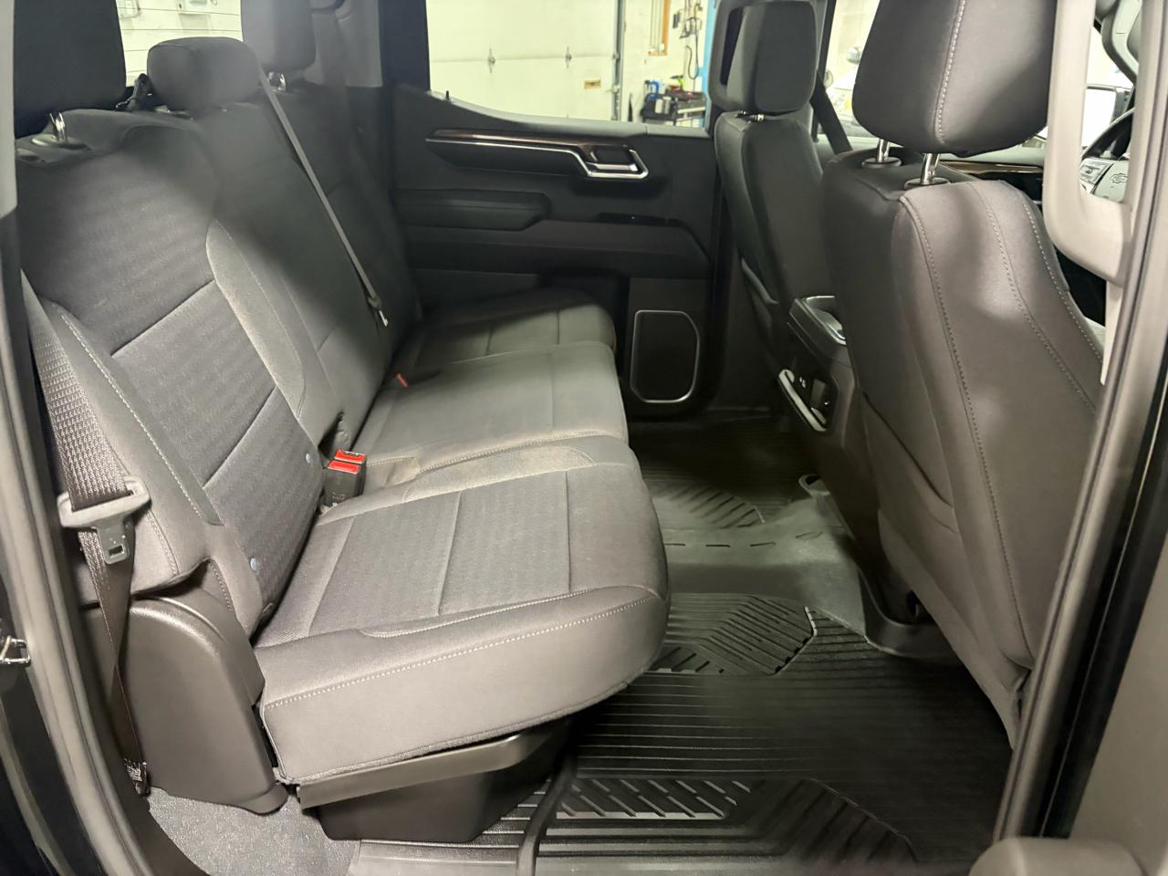 Chevrolet Silverado 1500 RST Crew Cab 4WD 2022