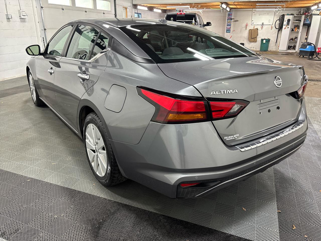 Nissan Altima 2.5 SV 2022