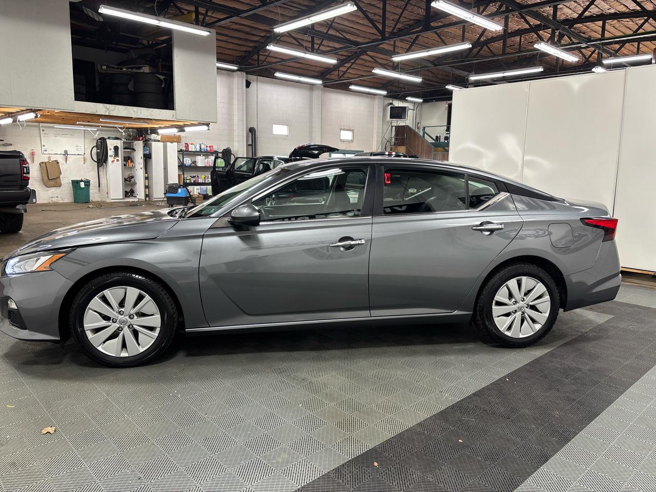 Nissan Altima 2.5 SV 2022