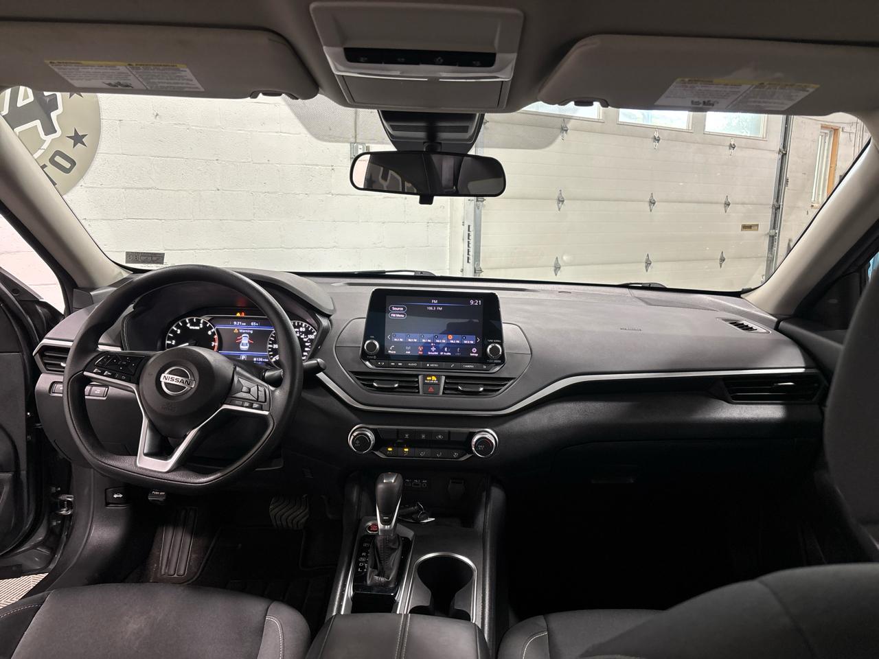 Nissan Altima 2.5 SV 2022