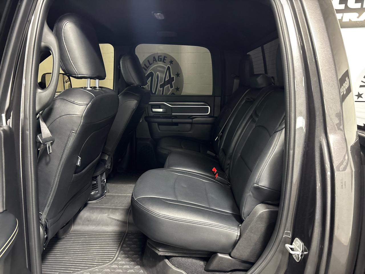 RAM 2500 4WD Crew Cab 149" Big Horn 2022