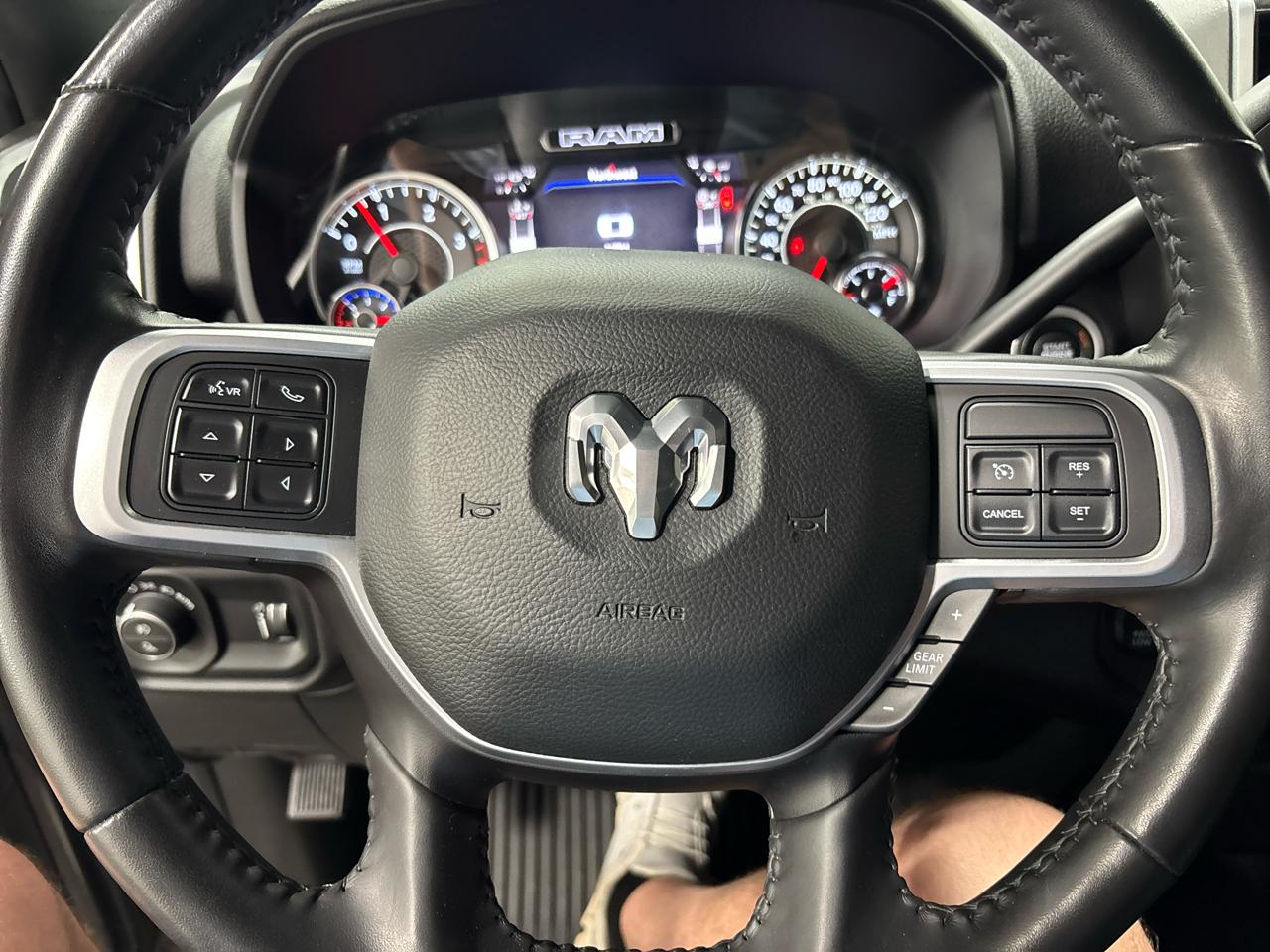 RAM 2500 4WD Crew Cab 149" Big Horn 2022