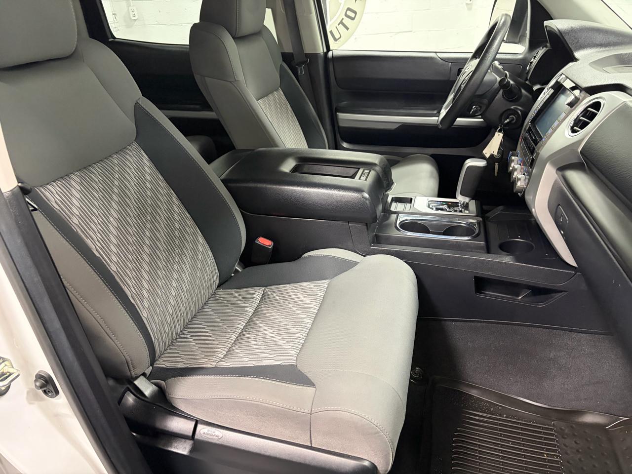 Toyota Tundra SR5 5.7L V8 CrewMax 4WD 2020