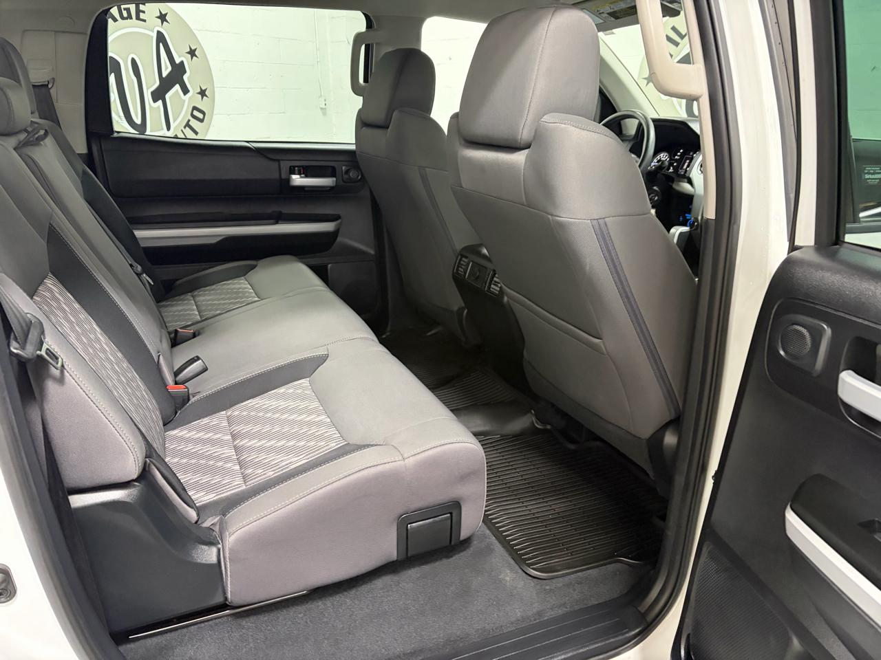 Toyota Tundra SR5 5.7L V8 CrewMax 4WD 2020