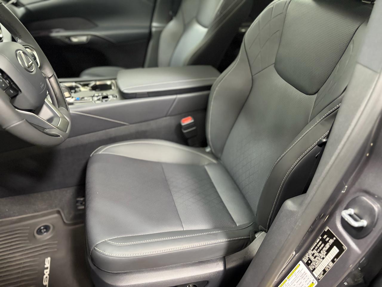 Lexus RX 350h AWD 2025