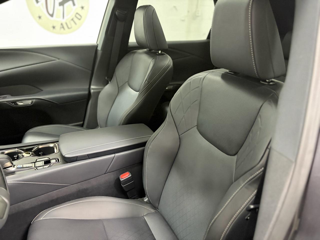 Lexus RX 350h AWD 2025
