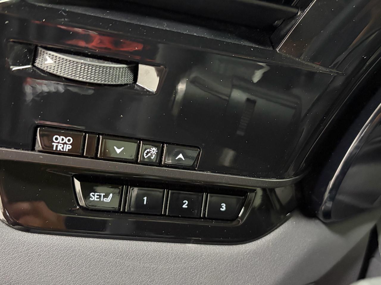 Lexus RX 350h AWD 2025