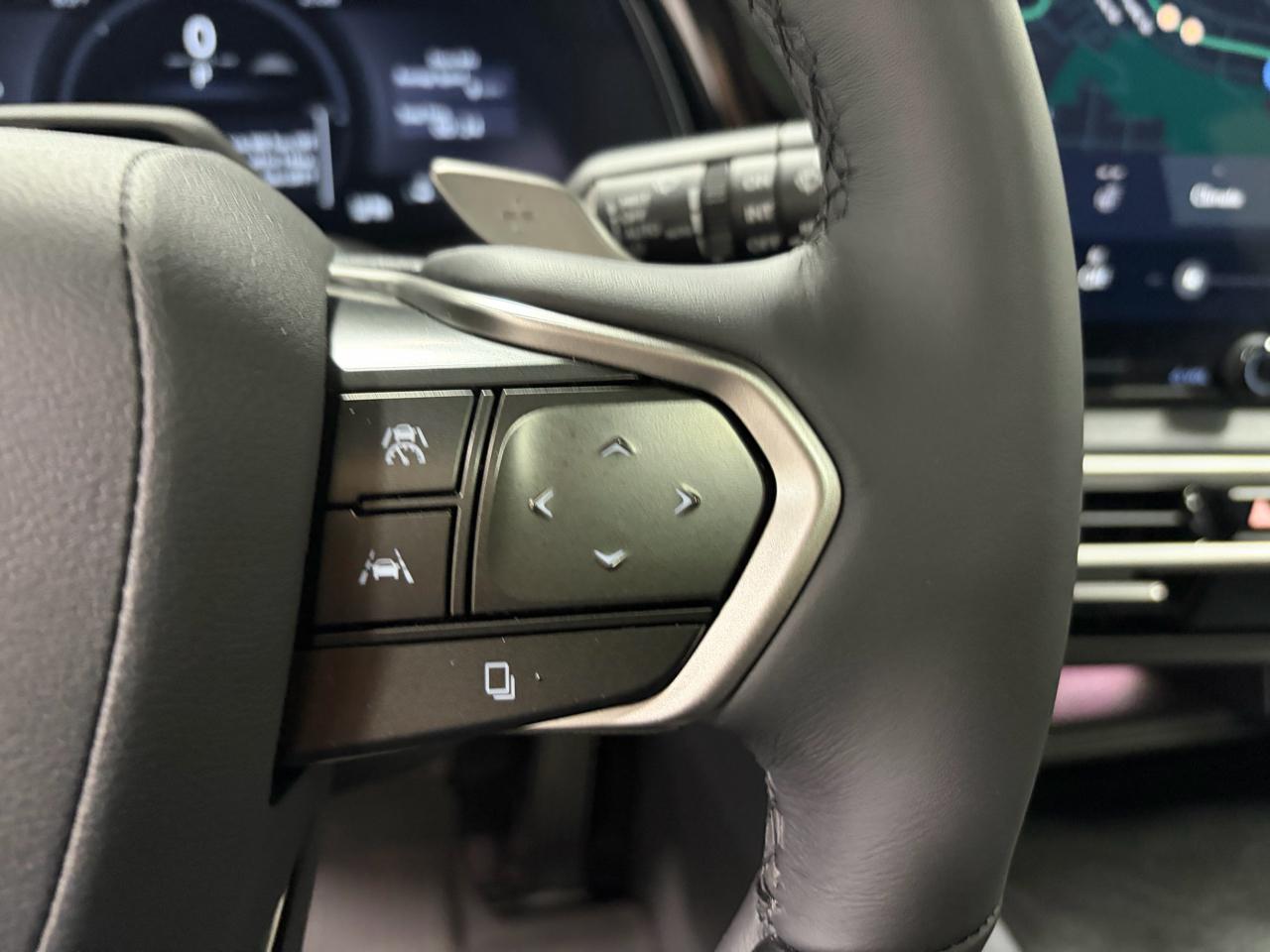 Lexus RX 350h AWD 2025