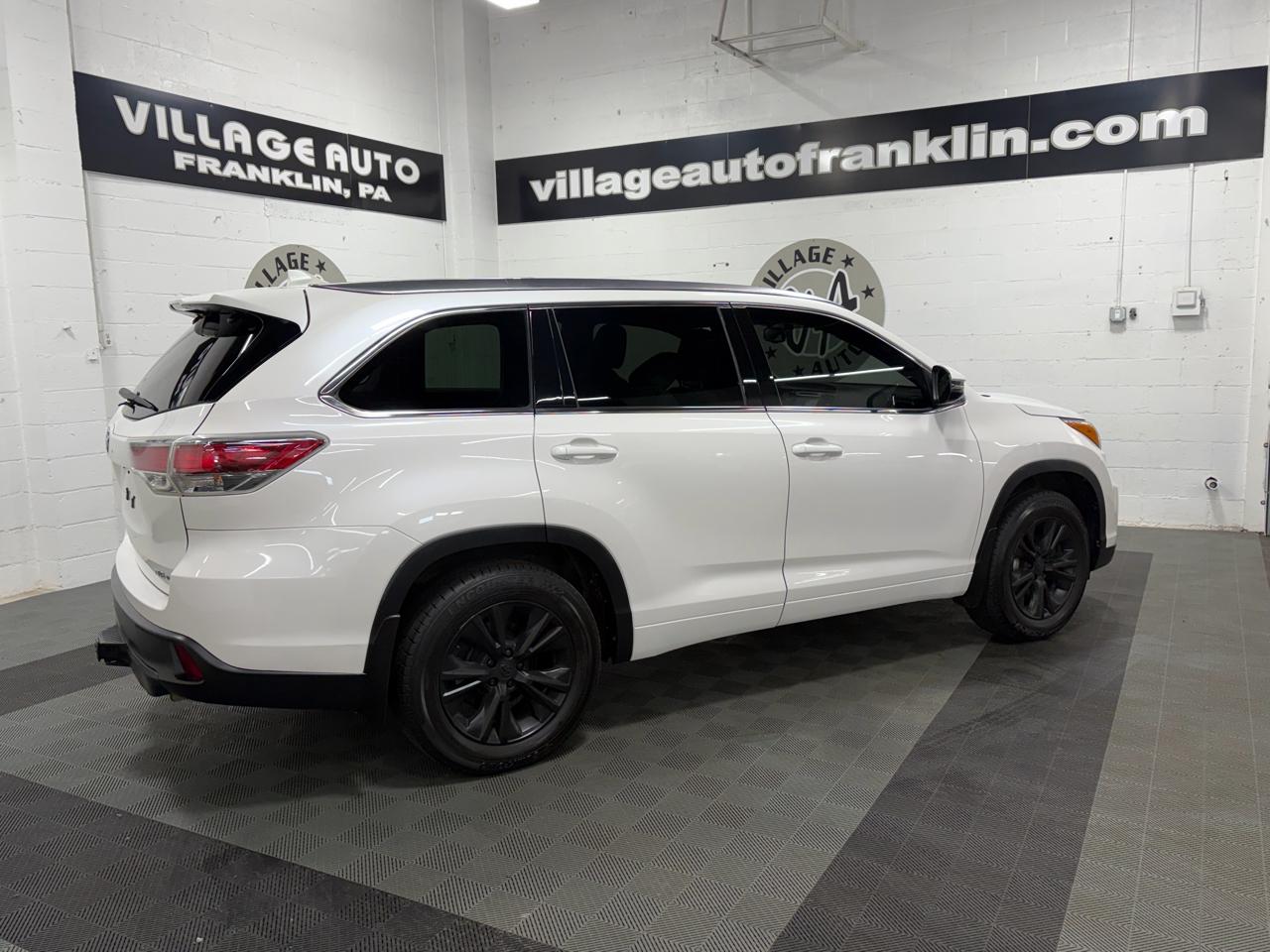 Toyota Highlander XLE AWD V6 2016