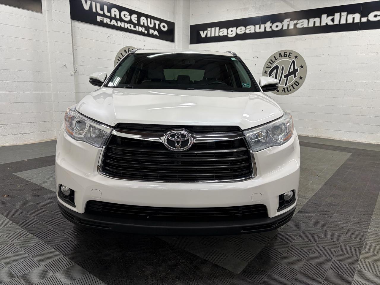 Toyota Highlander XLE AWD V6 2016