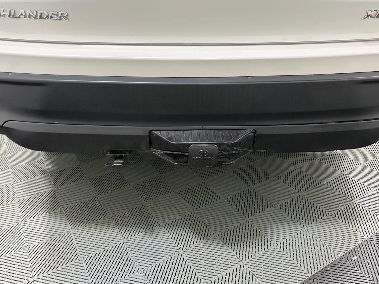 Toyota Highlander XLE AWD V6 2016