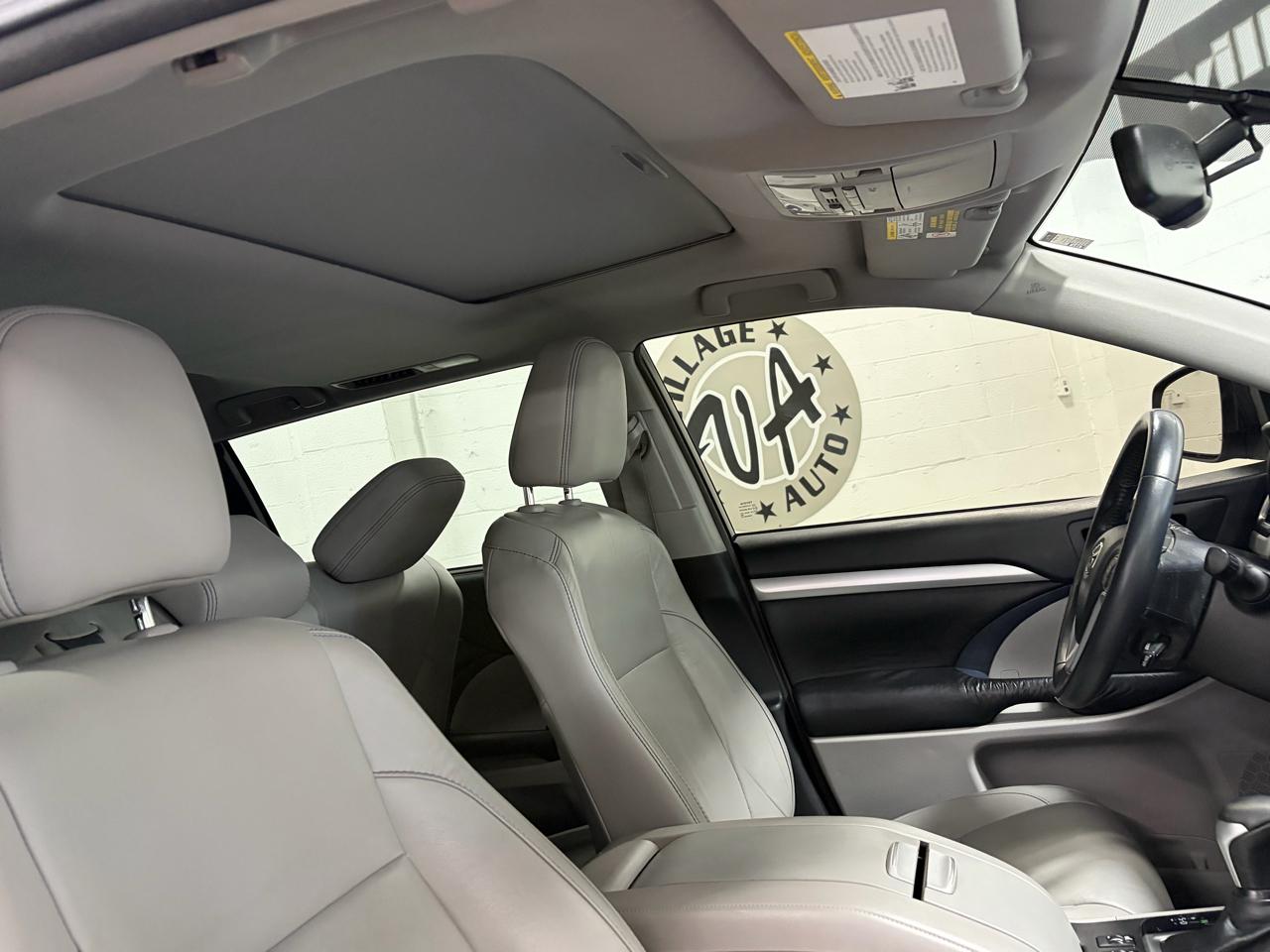 Toyota Highlander XLE AWD V6 2016