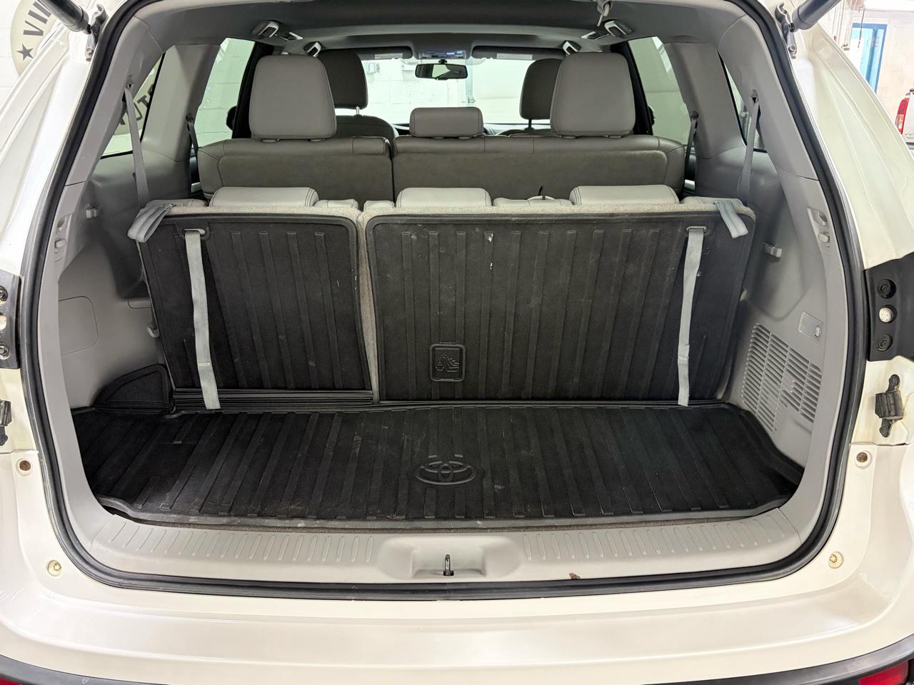 Toyota Highlander XLE AWD V6 2016