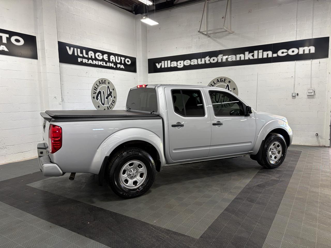 Nissan Frontier 4WD King Cab Auto SV 2021