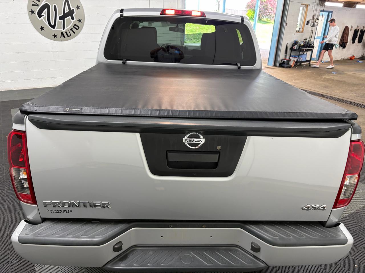 Nissan Frontier 4WD King Cab Auto SV 2021