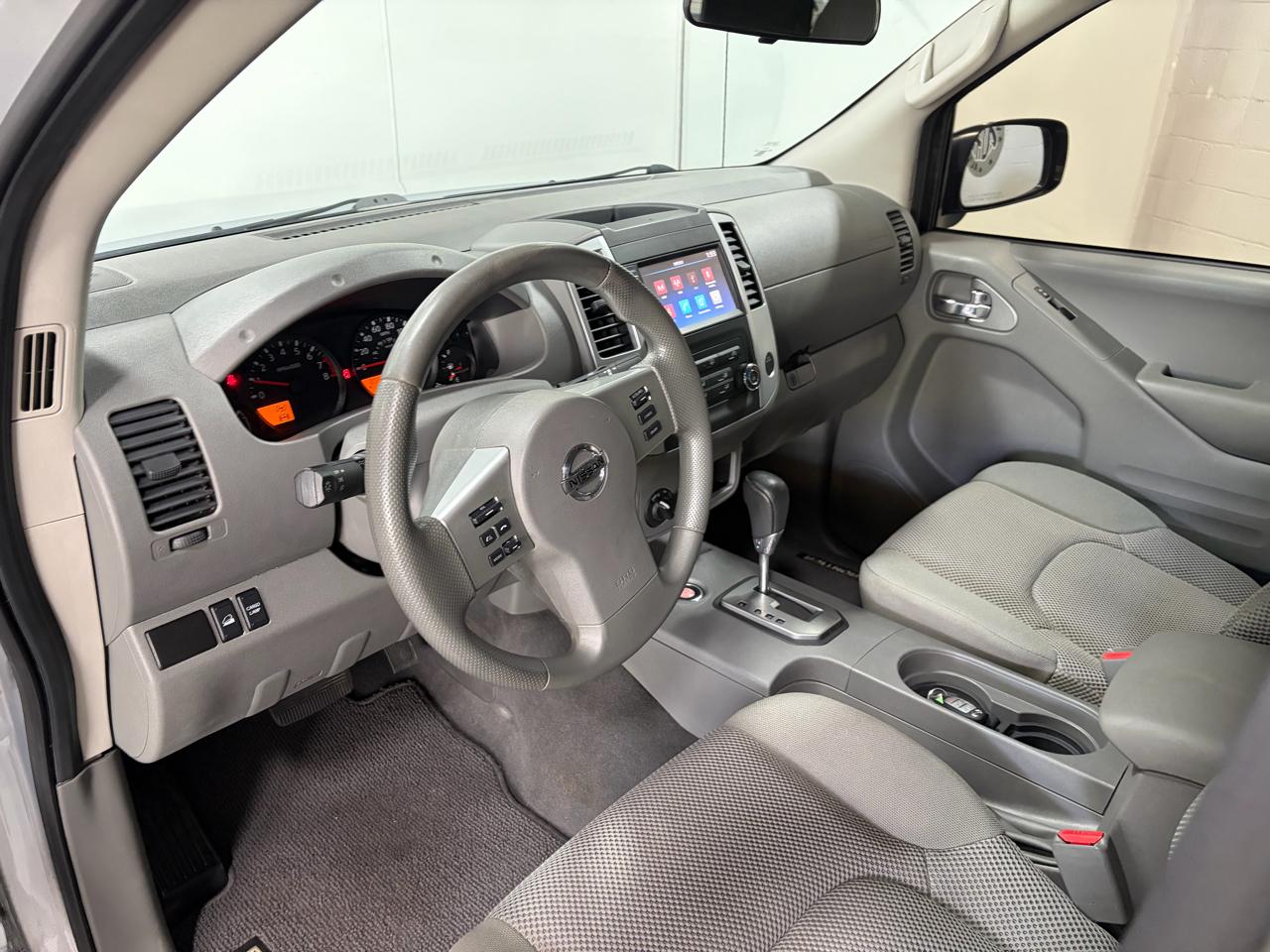 Nissan Frontier 4WD King Cab Auto SV 2021