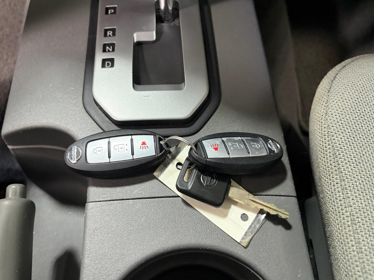 Nissan Frontier 4WD King Cab Auto SV 2021