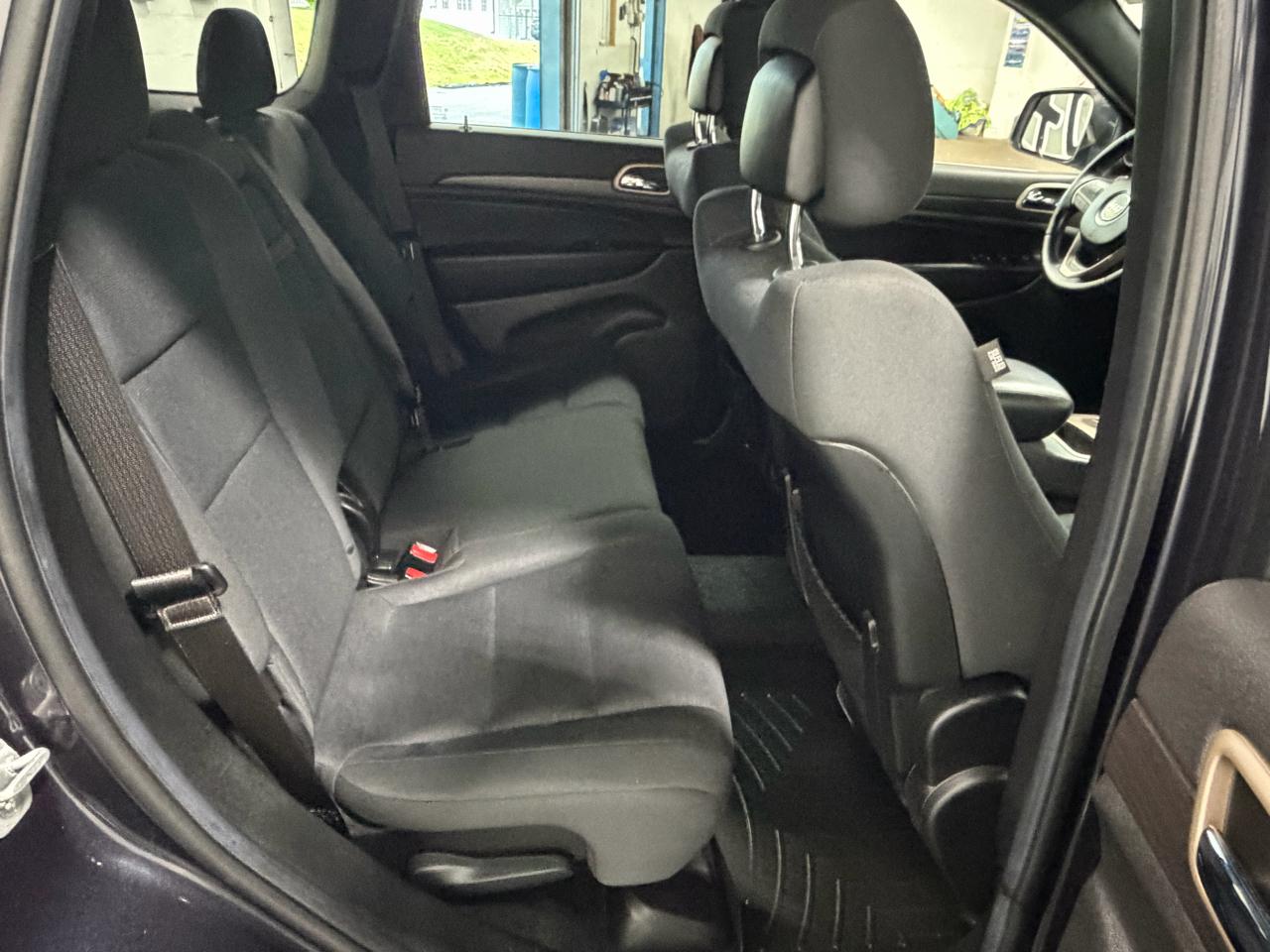 Jeep Grand Cherokee Laredo 4WD 2014