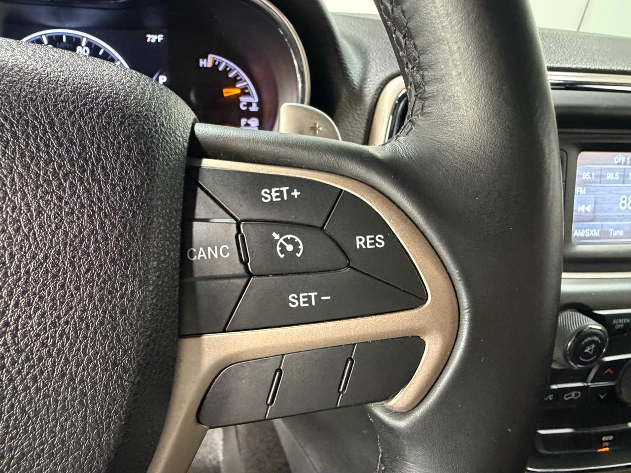 Jeep Grand Cherokee Laredo 4WD 2014